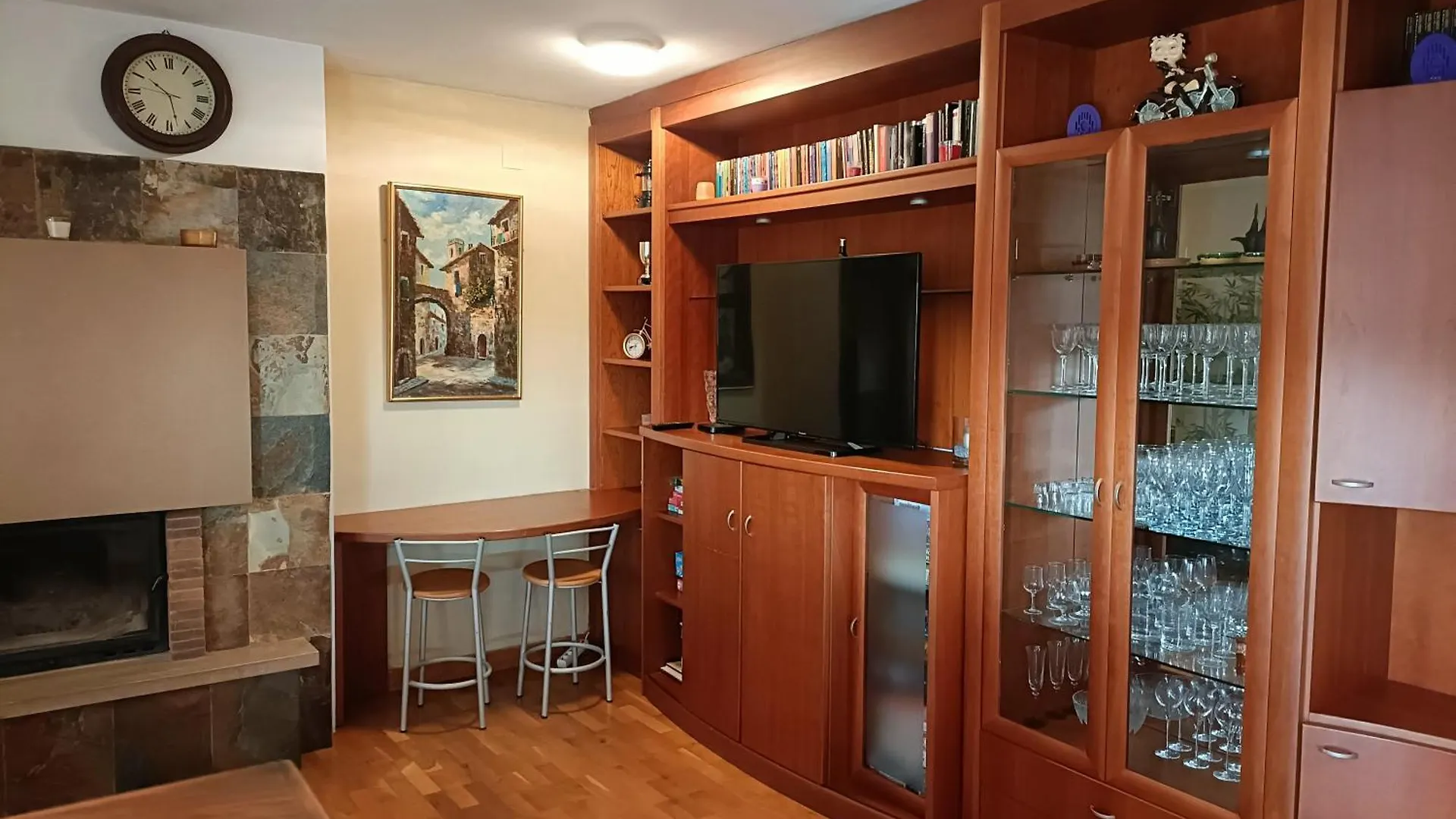 Holiday home Casa Con Jardin Y Piscina Privada. Villa Santa Eulalia de Ronsana