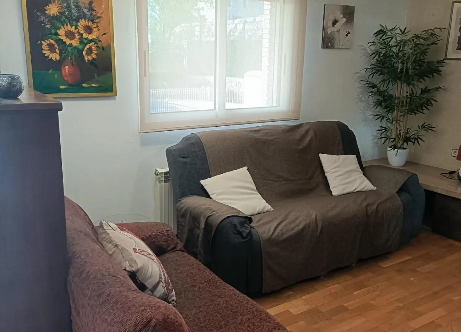 Casa Con Jardin Y Piscina Privada. Villa Santa Eulalia de Ronsana