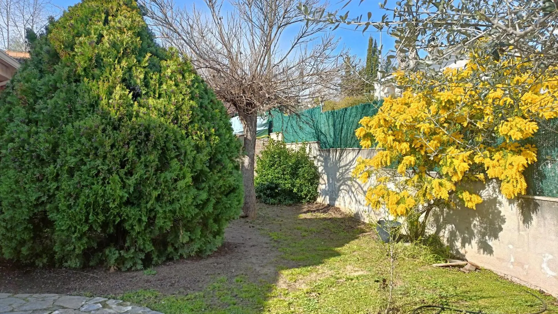 Holiday home Casa Con Jardin Y Piscina Privada. Villa Santa Eulalia de Ronsana Spain