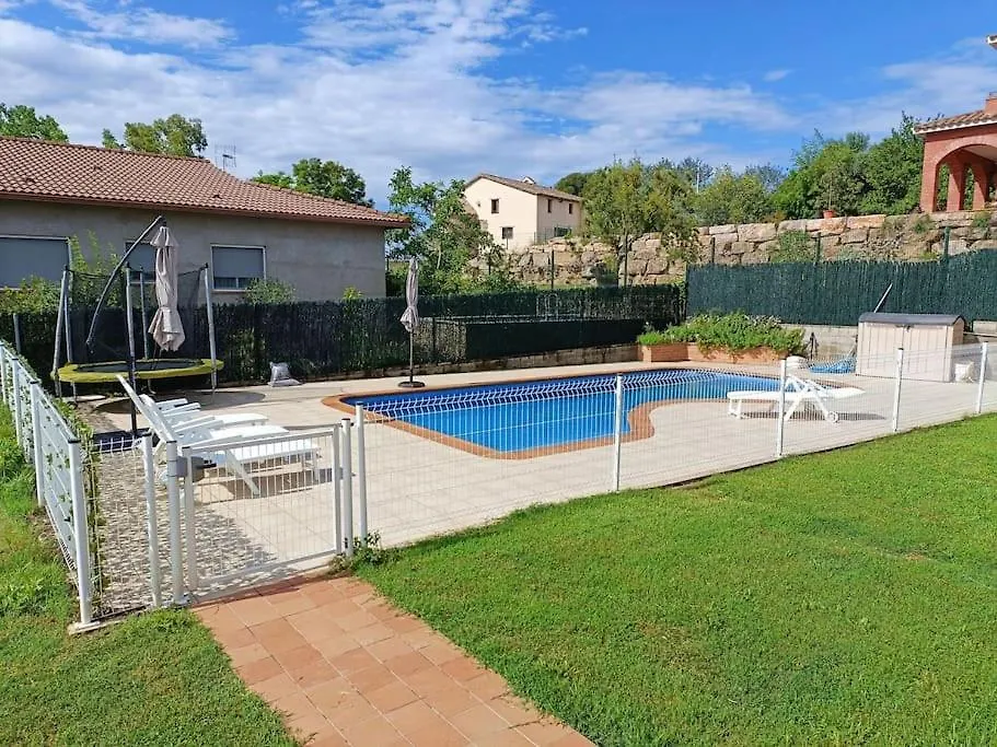 Holiday home Casa Con Jardin Y Piscina Privada. Villa Santa Eulalia de Ronsana